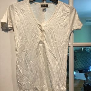 Uniti casuals top